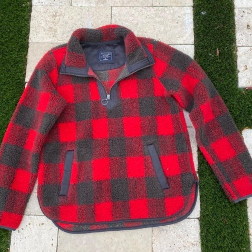 Abercrombie & Fitch A&F Sherpa Fleece Quarter Zip Red & Black Gingham Jacket XS